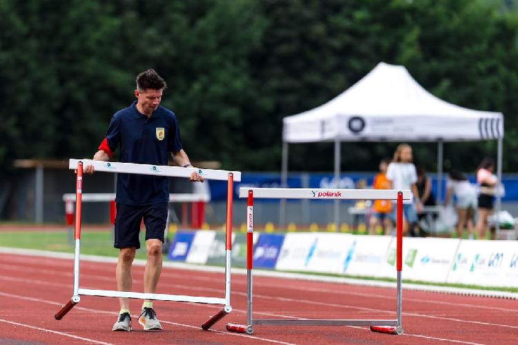 71784470152Atletika_Novo_Mesto_0109_260701_MKV-Peter Kastelic AZS98.jpg-atletskimiting-nm.si